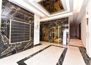 Шестикомнатная квартира с мебелью