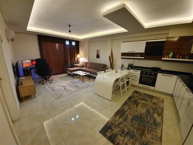 Двухкомнатная квартира с мебелью 