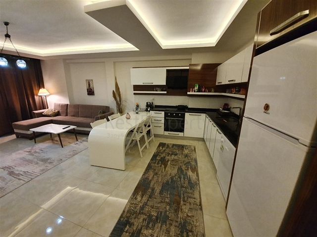 Двухкомнатная квартира с мебелью 