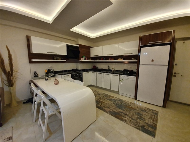 Двухкомнатная квартира с мебелью 