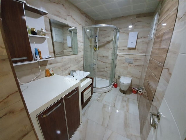 Двухкомнатная квартира с мебелью 