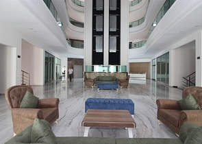 Двухкомнатная квартира с мебелью 