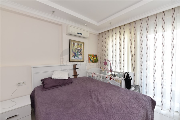 Меблированный пентхаус планировки 4+1