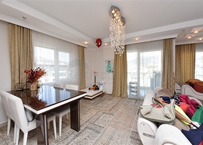 Меблированный пентхаус планировки 4+1