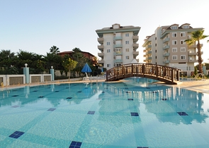 Меблированный пентхаус планировки 4+1