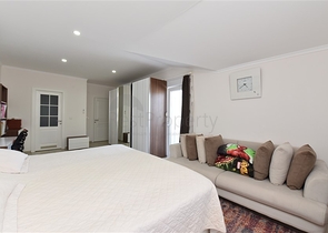 Меблированный пентхаус планировки 4+1