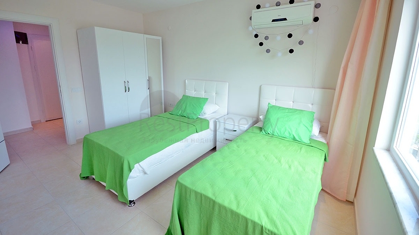 Трехкомнатная квартира с мебелью