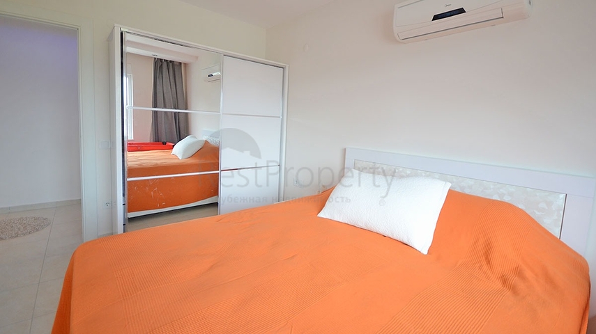 Трехкомнатная квартира с мебелью