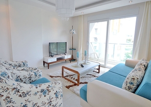 Трехкомнатная квартира с мебелью