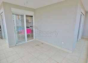 Трехкомнатная квартира с мебелью