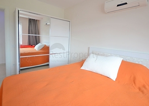 Трехкомнатная квартира с мебелью