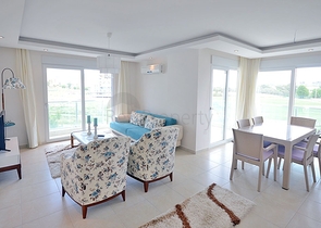 Трехкомнатная квартира с мебелью