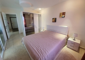 Двухкомнатная квартира с мебелью