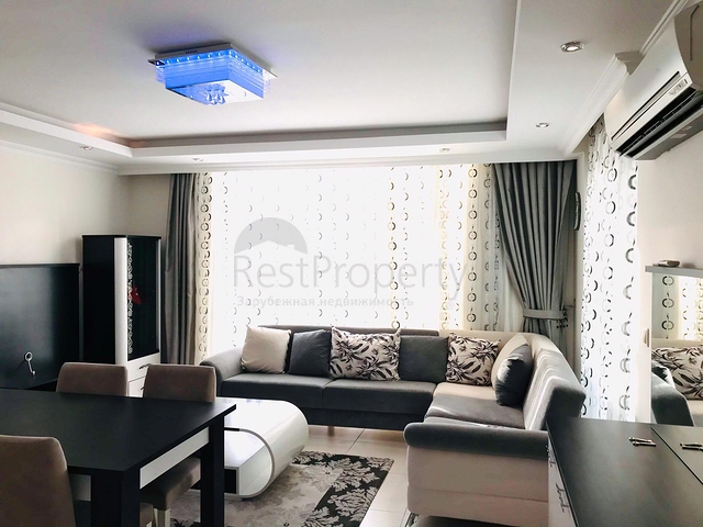 Трехкомнатная квартира с мебелью