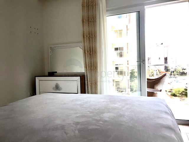 Трехкомнатная квартира с мебелью