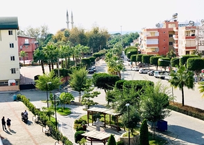 Трехкомнатная квартира с мебелью