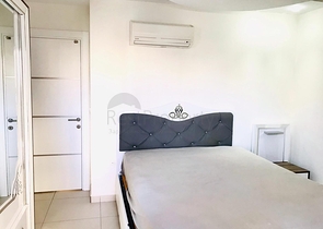 Трехкомнатная квартира с мебелью