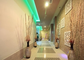 Трехкомнатная квартира с мебелью