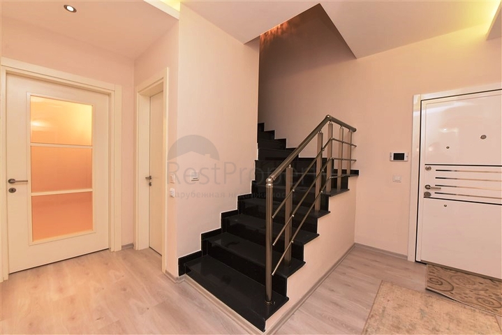 Садовый дуплекс планировки 3+1