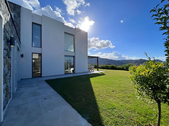 Роскошная вилла в центре Ялыкавак