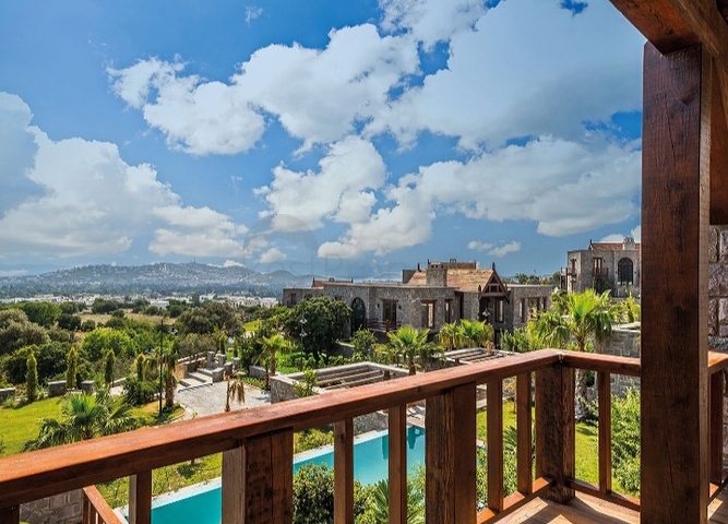 Элитные виллы из камня в историческом месте