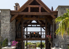 Элитные виллы из камня в историческом месте