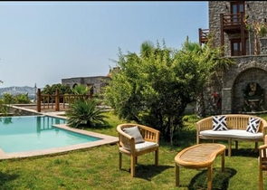 Элитные виллы из камня в историческом месте