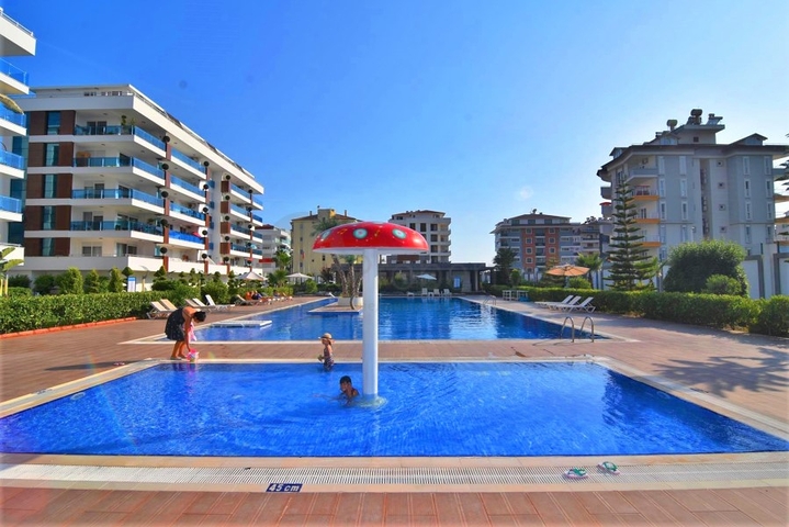 Трехкомнатный пентхаус с мебелью