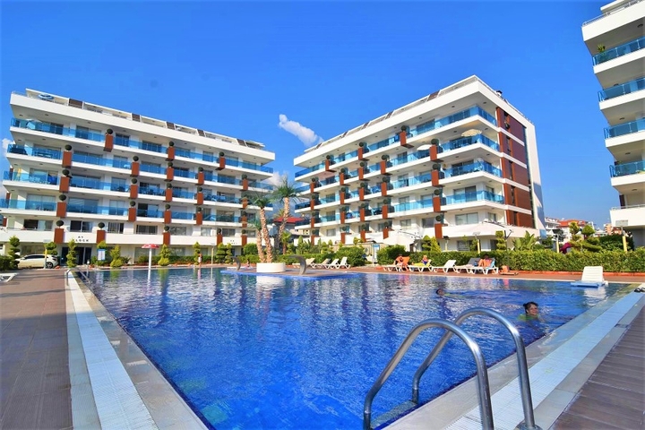 Трехкомнатный пентхаус с мебелью