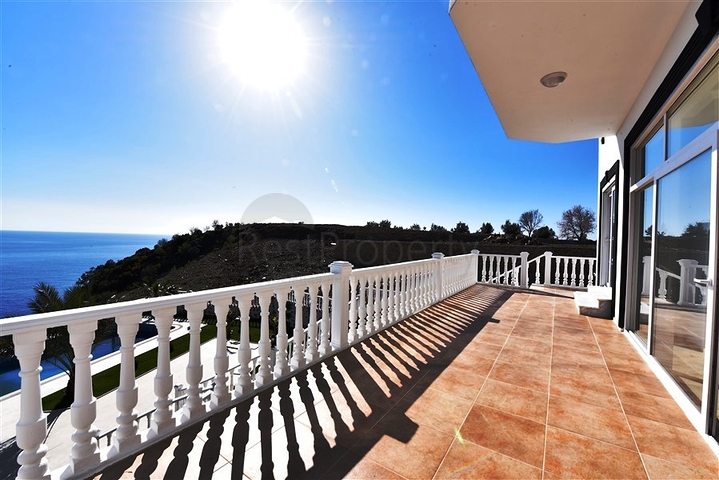 Вилла планировки 3+1 в районе Газипаша