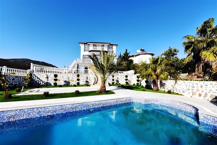 Вилла планировки 3+1 в районе Газипаша