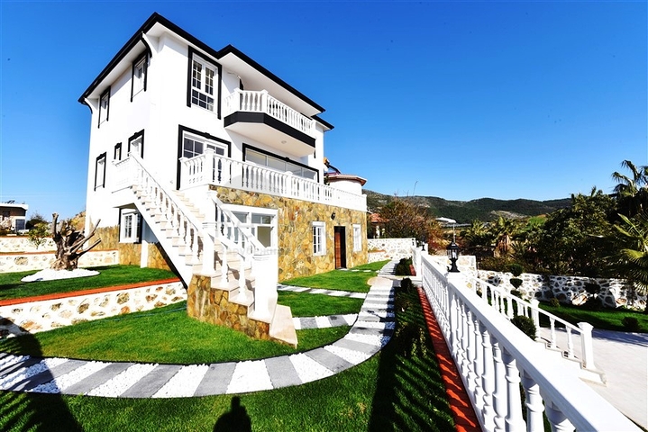 Вилла планировки 3+1 в районе Газипаша