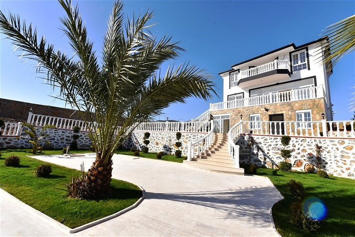 Вилла планировки 3+1 в районе Газипаша