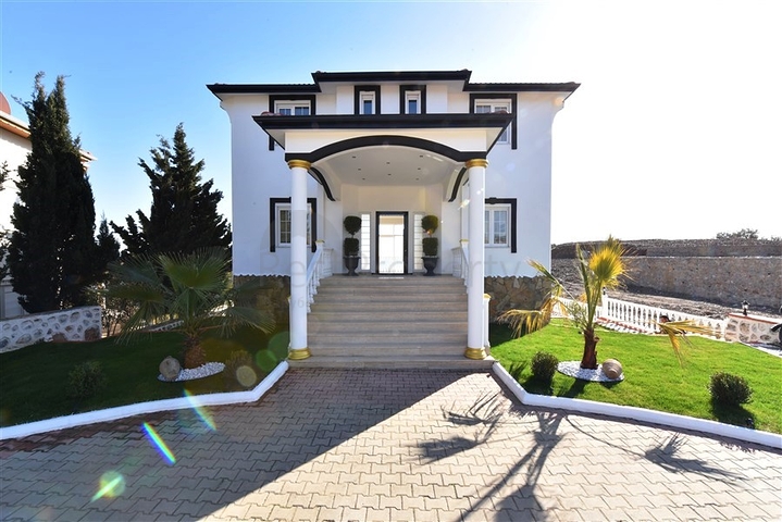 Вилла планировки 3+1 в районе Газипаша