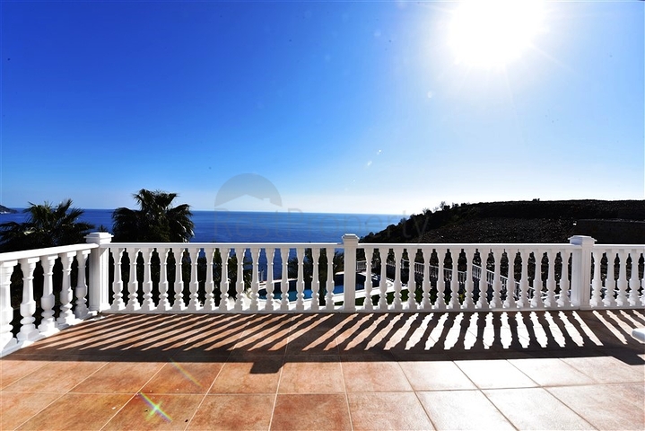 Вилла планировки 3+1 в районе Газипаша