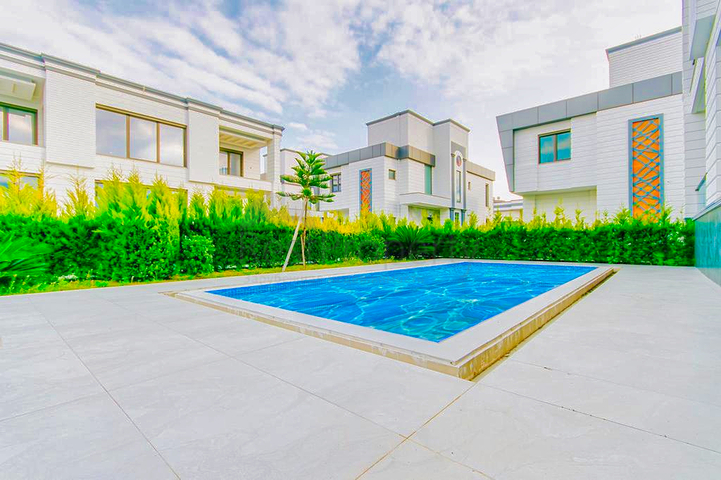 Готовые виллы 3+1 и 5+1 в районе Лара Анталья