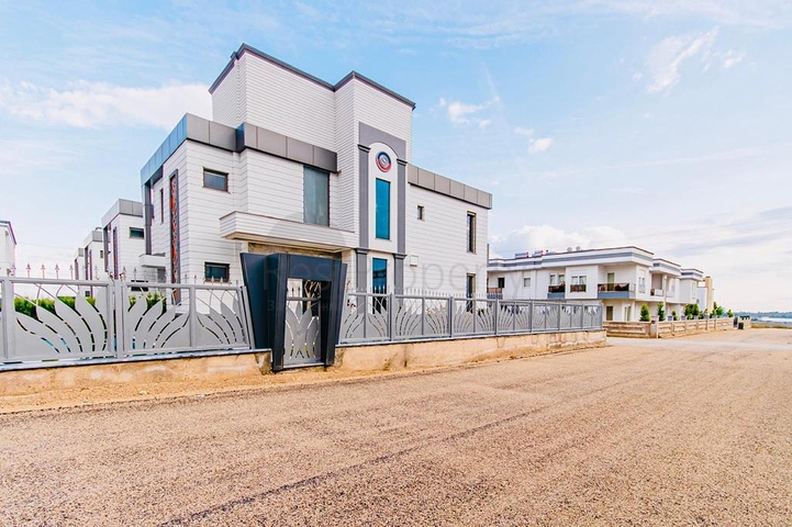 Готовые виллы 3+1 и 5+1 в районе Лара Анталья