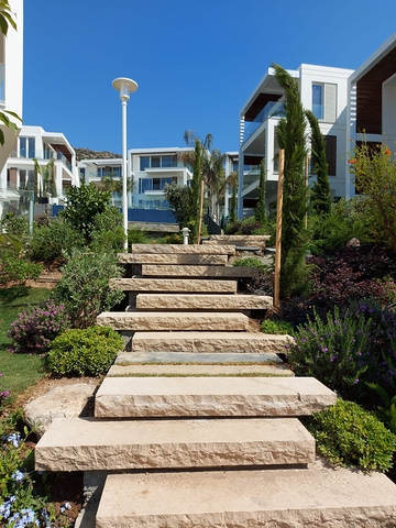 Пентхаус 4+1 в комплексе на первой береговой линии в красивой бухте Кючюкбюк, Бодрум