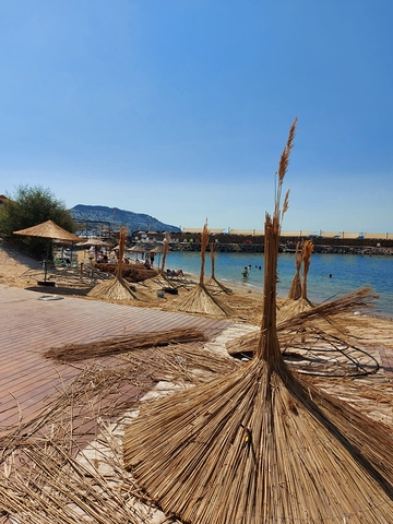 Пентхаус 4+1 в комплексе на первой береговой линии в красивой бухте Кючюкбюк, Бодрум