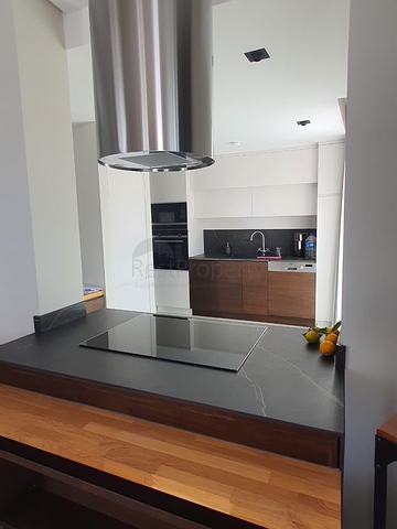 Пентхаус 4+1 в комплексе на первой береговой линии в красивой бухте Кючюкбюк, Бодрум