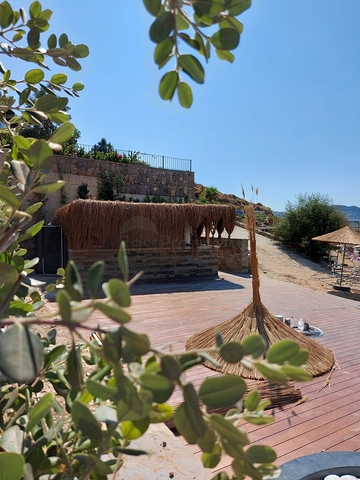 Пентхаус 4+1 в комплексе на первой береговой линии в красивой бухте Кючюкбюк, Бодрум