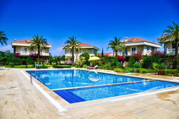 Вилла 4+1 в пешей доступности к морю в Чамьюва