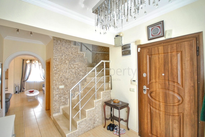 Вилла 4+1 в пешей доступности к морю в Чамьюва