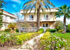 Вилла 4+1 в пешей доступности к морю в Чамьюва