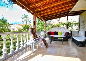 Вилла 4+1 в пешей доступности к морю в Чамьюва