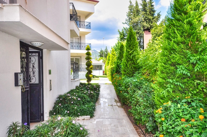 Квартира 1+1 с мебелью в Асланбуджаке Кемере