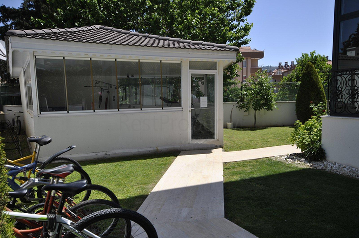 Квартира 1+1 с мебелью в Асланбуджаке Кемере