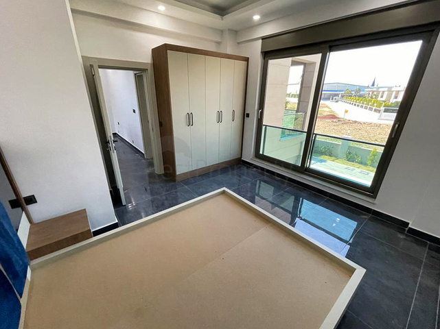 Виллы 4+1 с личным бассейном в Кадрие Белеке 