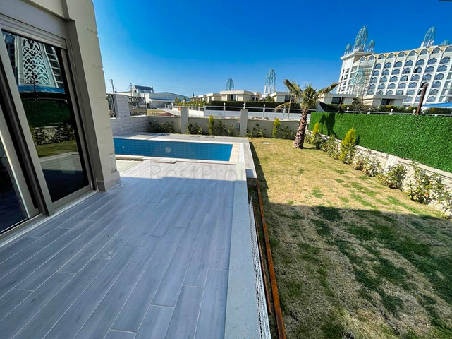 Виллы 4+1 с личным бассейном в Кадрие Белеке 