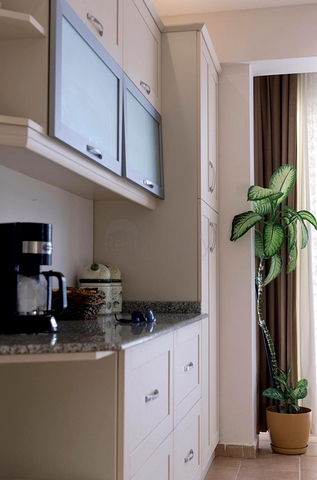 Вилла 4+1 с бассейном в пешей доступности к пляжу в Белеке